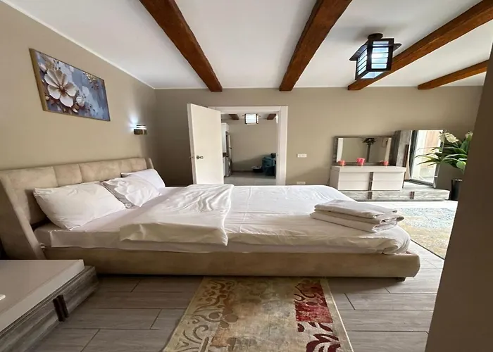 Cozy 1 Broom At Bali F11 Apartment *
